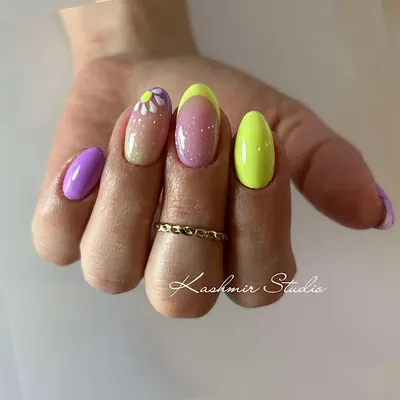 Kashmir Studio Nails & Lashes by Monika Palej